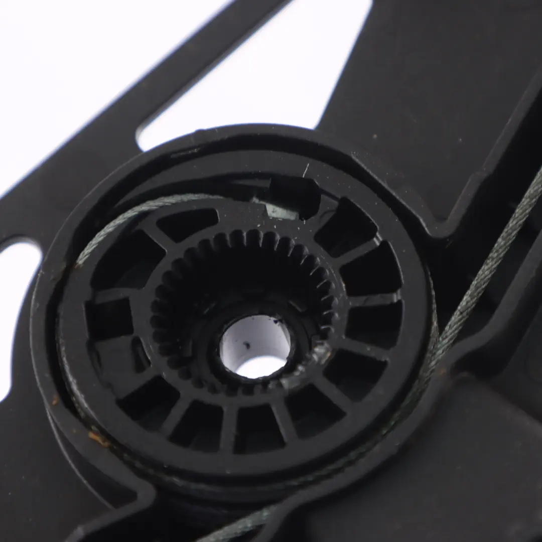 Fensterheber Mechanismus Hinten Links für Volkswagen Golf Sportsvan mit Teilenummer 510839461D Volkswagen Golf Sportsvan Fensterheber Mechanismus Hinten Links - SKU 510839461D - Teilenummer 510839461D