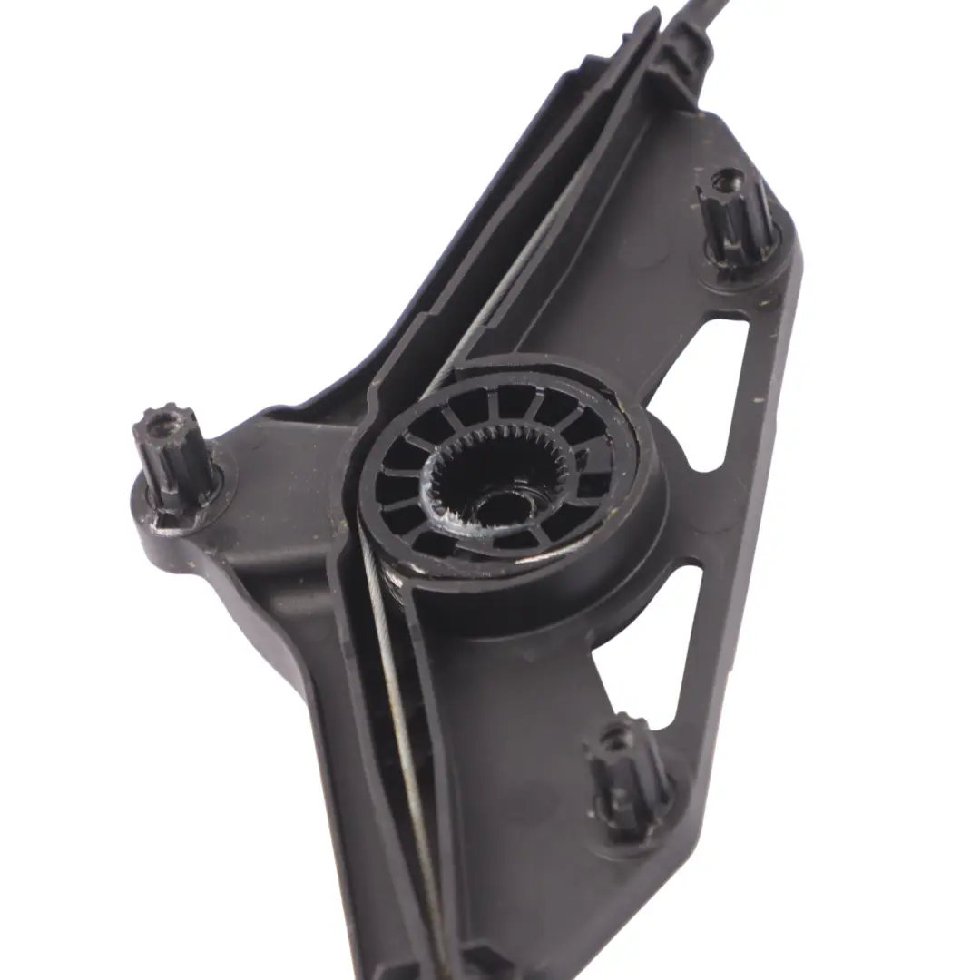 Mécanisme régulateur vitre arrière droite pour Volkswagen Golf Sportsvan à propos du numéro de pièce 510839462D Volkswagen Golf Sportsvan Mécanisme régulateur vitre arrière droite - SKU 510839462D - Numéro de pièce 510839462D