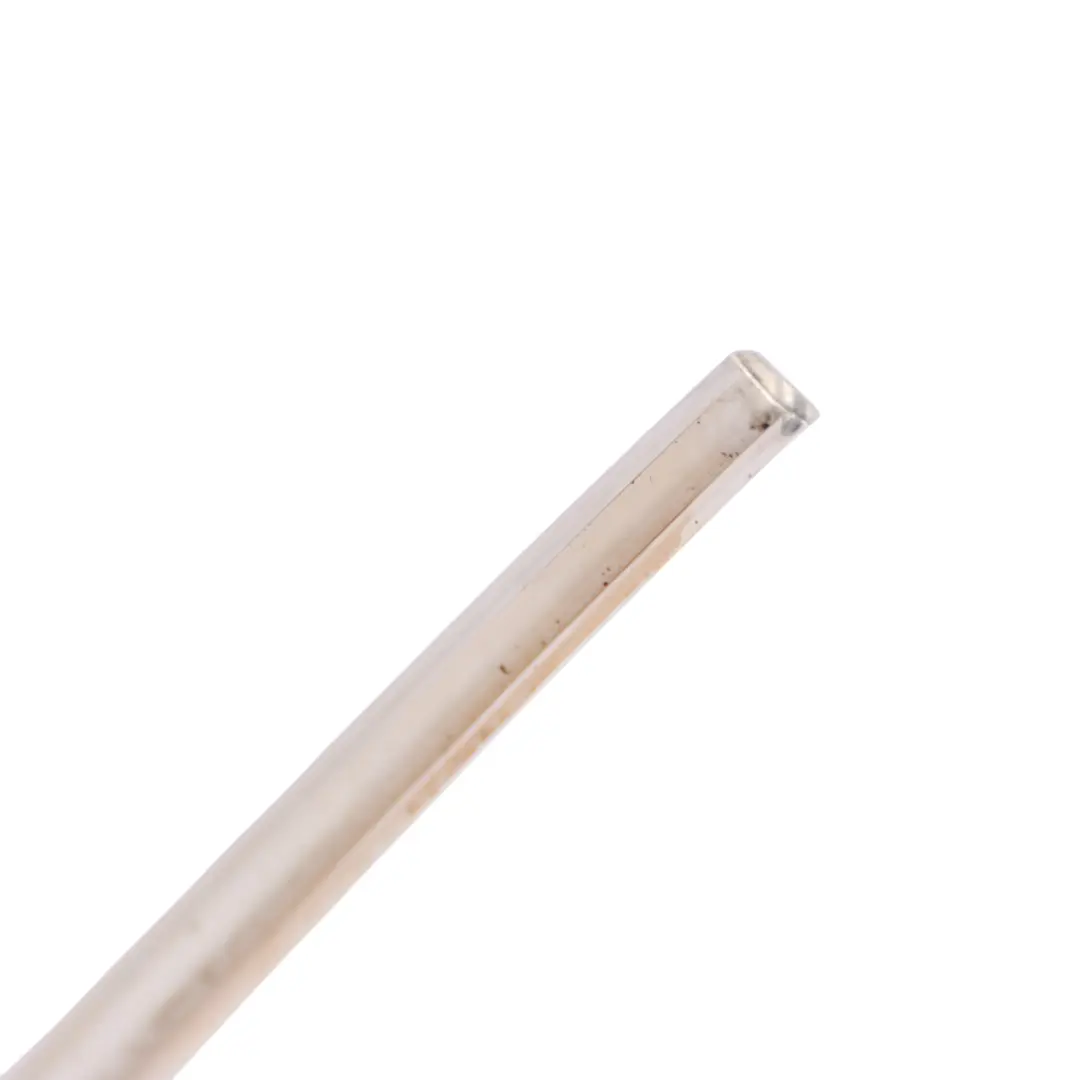 Cache Porte Alu Brillant Arrière Droit 510839542B pour Volkswagen Golf Sportsvan à propos du numéro de pièce 510839542C Volkswagen Golf Sportsvan Cache Porte Alu Brillant Arrière Droit 510839542B - SKU 510839542C - Numéro de pièce 510839542C