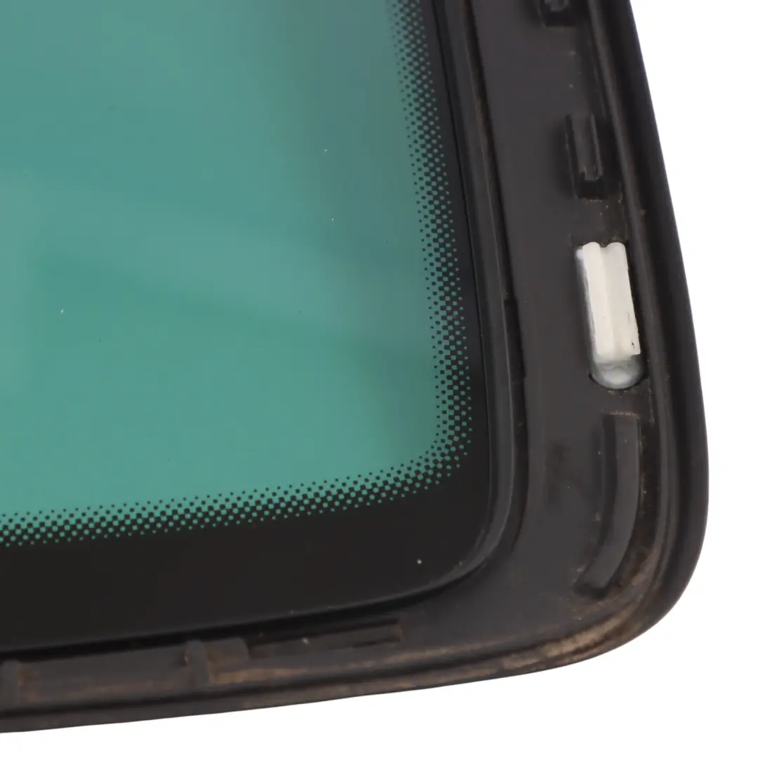 Cristal Puerta Trasera Lado Izquierdo AS2 para Volkswagen Golf SV con número de pieza 510845041AM Volkswagen Golf SV Cristal Puerta Trasera Lado Izquierdo AS2 - SKU 510845041AM - Número de pieza 510845041AM