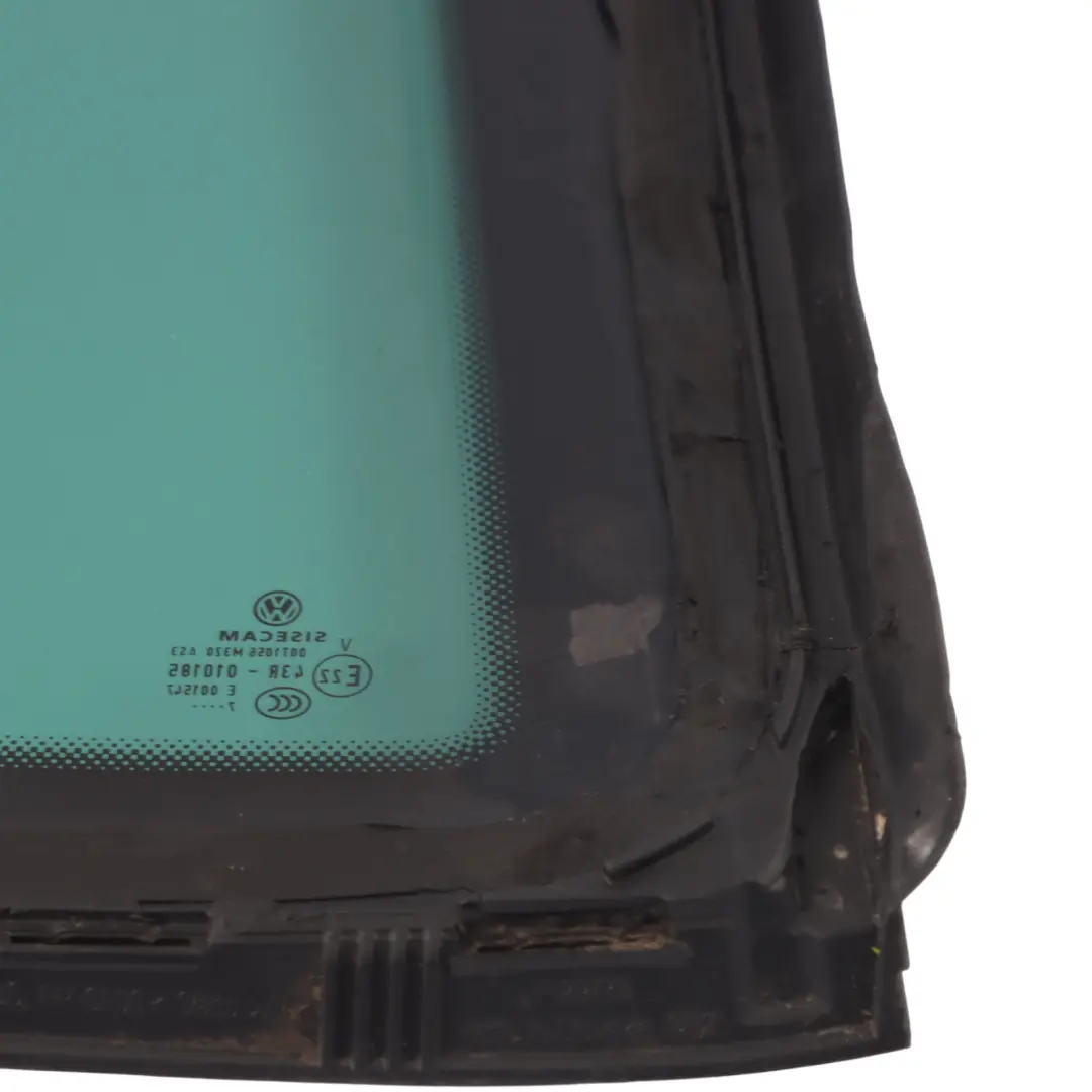 Vitrage Porte Arrière Gauche AS2 pour Volkswagen Golf SV à propos du numéro de pièce 510845041AM Volkswagen Golf SV Vitrage Porte Arrière Gauche AS2 - SKU 510845041AM - Numéro de pièce 510845041AM