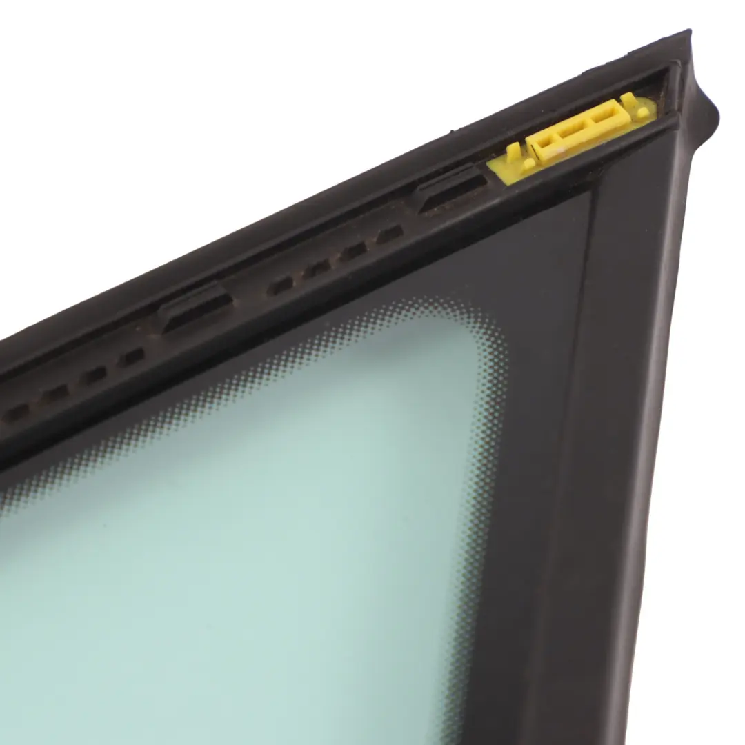 Fenêtre Latérale Avant Gauche Fixe Triangle Verre AS2 pour Volkswagen VW Golf SV à propos du numéro de pièce 510845411T Volkswagen VW Golf SV Fenêtre Latérale Avant Gauche Fixe Triangle Verre AS2 - SKU 510845411T - Numéro de pièce 510845411T