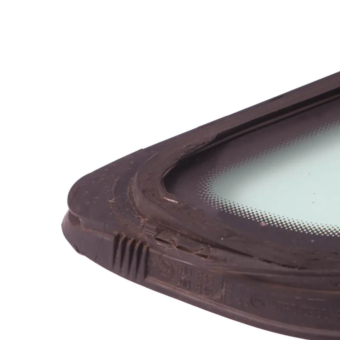 Fenêtre Latérale Avant Droite Fixe Triangle Verre AS2 pour Volkswagen VW Golf SV à propos du numéro de pièce 510845412T Volkswagen VW Golf SV Fenêtre Latérale Avant Droite Fixe Triangle Verre AS2 - SKU 510845412T - Numéro de pièce 510845412T