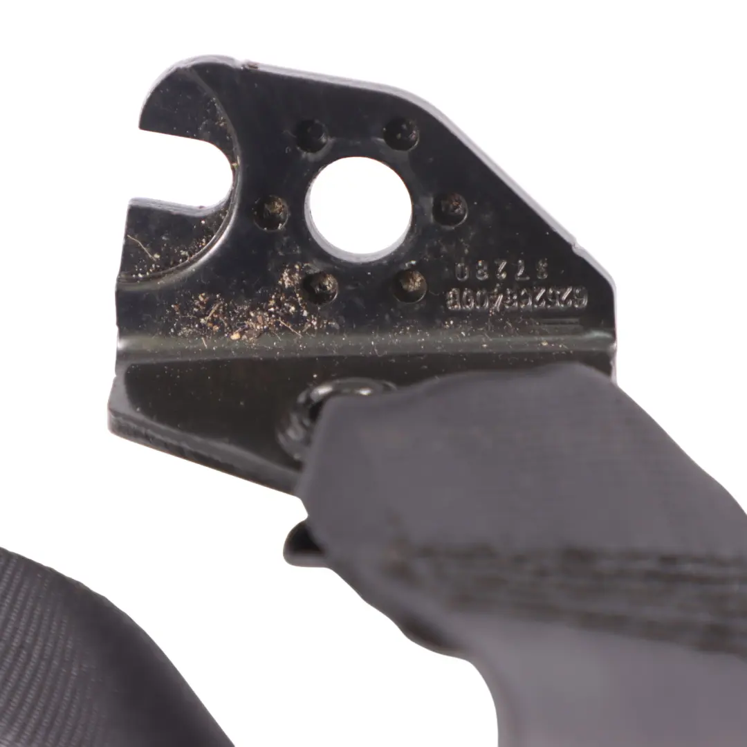 Pas Bezpieczeństwa Lewy Tylny Czarny do Volkswagen VW Golf SV o numerze 510857805B Volkswagen VW Golf SV Pas Bezpieczeństwa Lewy Tylny Czarny - SKU 510857805B - Numer Części 510857805B