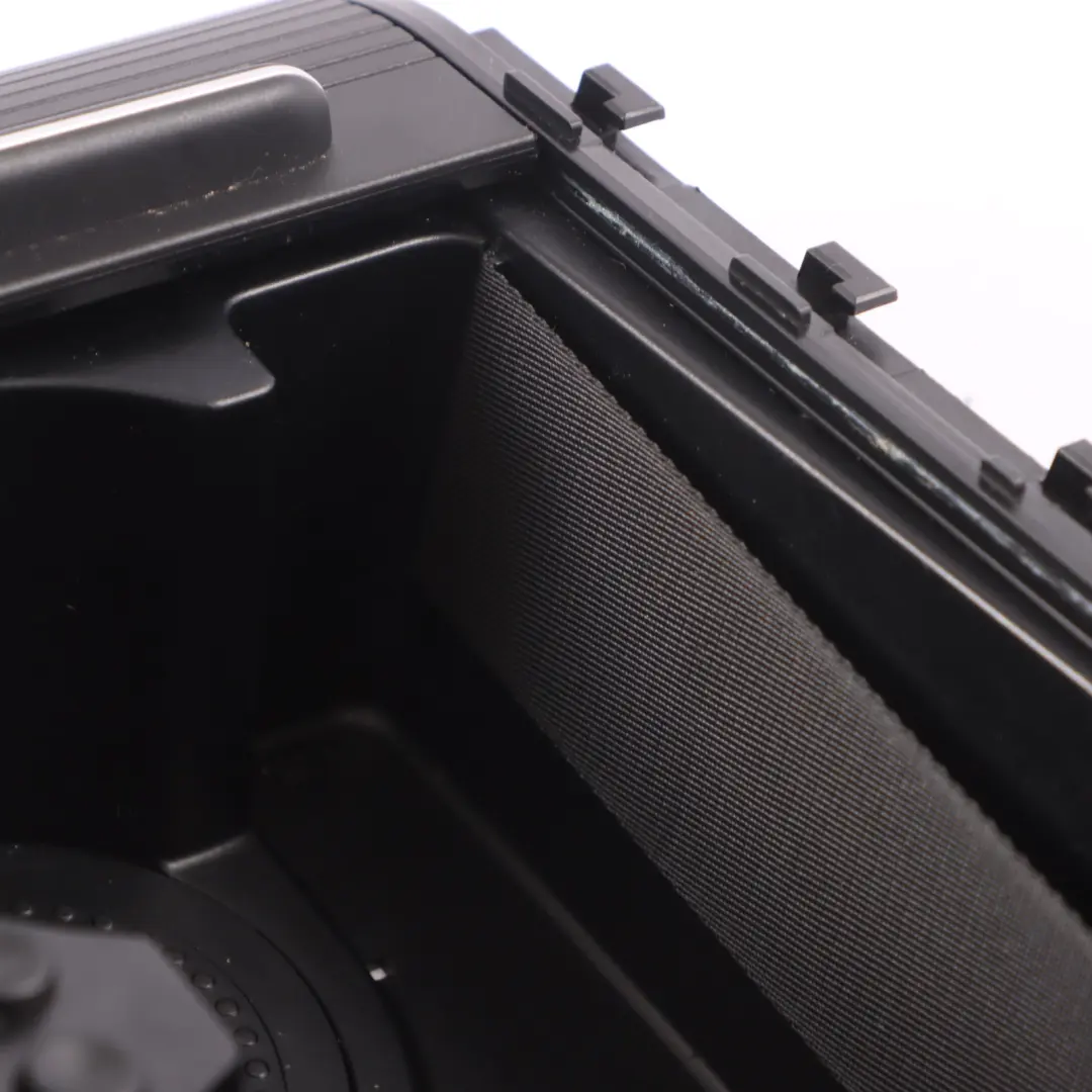 Mittelkonsole Getränkehalter Ablage Schwarz für Volkswagen Golf Sportsvan mit Teilenummer 510862531 Volkswagen Golf Sportsvan Mittelkonsole Getränkehalter Ablage Schwarz - SKU 510862531 - Teilenummer 510862531