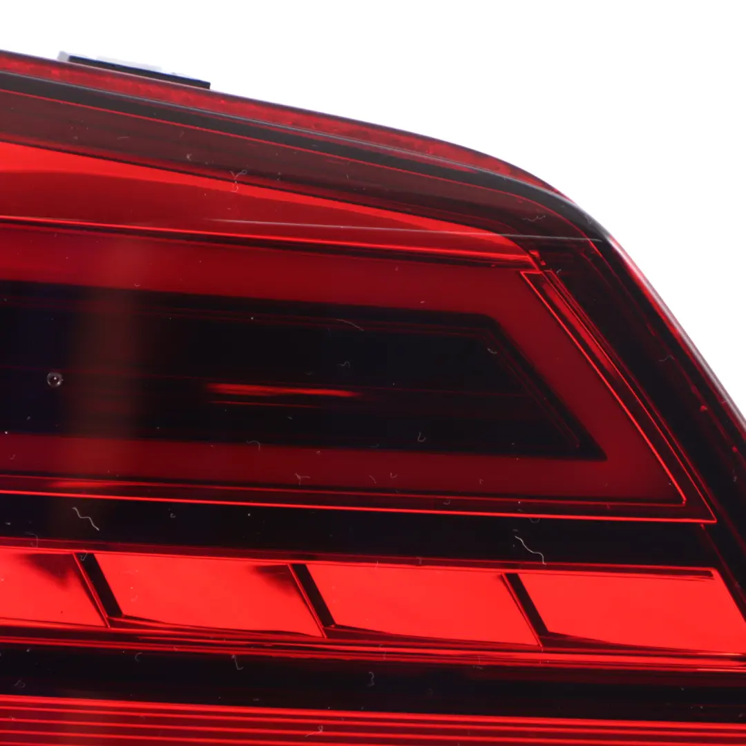 Boot Lid Tail Light Rear Lamp Inner Left N/S to VW Volkswagen Golf SV with Part number 510945093P VW Volkswagen Golf SV Boot Lid Tail Light Rear Lamp Inner Left N/S - SKU 510945093P - Part number 510945093P