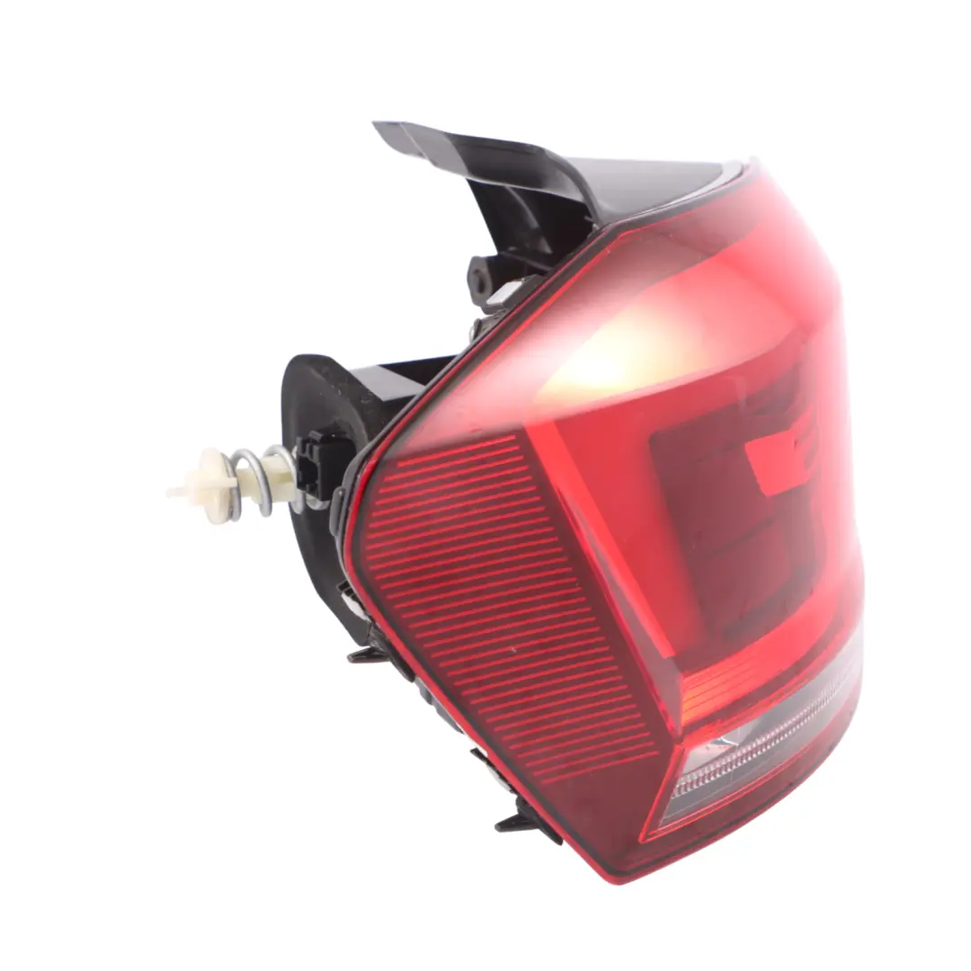 Koffer Raum Hinten Links Lampe Licht LED für Volkswagen Golf Sportsvan mit Teilenummer 510945095T Volkswagen Golf Sportsvan Koffer Raum Hinten Links Lampe Licht LED - SKU 510945095T - Teilenummer 510945095T