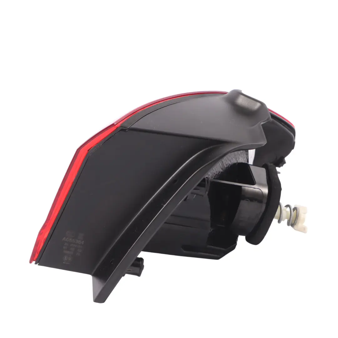 Lampe gauche du coffre arrière LED pour Volkswagen Golf Sportsvan à propos du numéro de pièce 510945095T Volkswagen Golf Sportsvan Lampe gauche du coffre arrière LED - SKU 510945095T - Numéro de pièce 510945095T