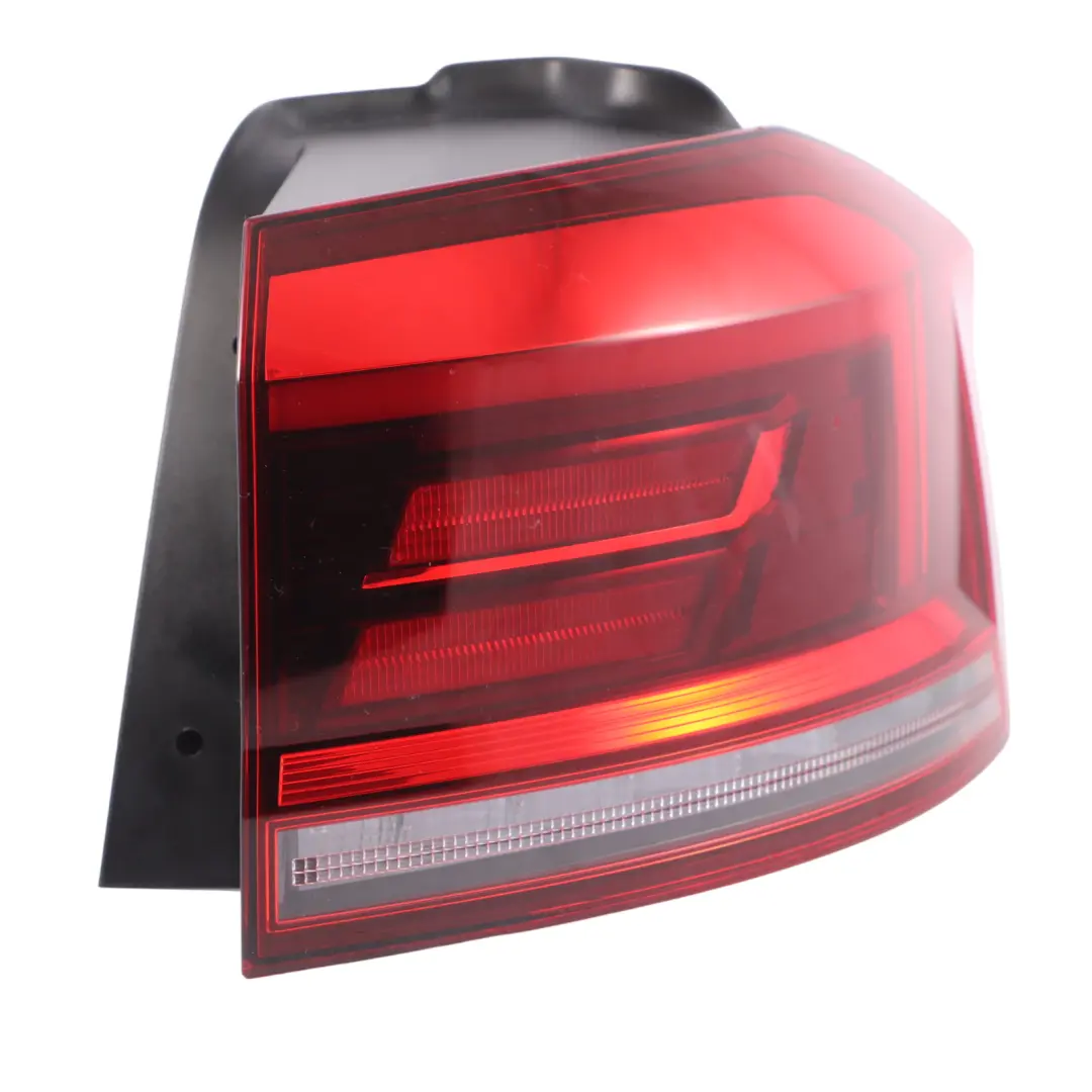 Maletero Trasero Derecho Luz LED para Volkswagen Golf Sportsvan con número de pieza 510945096T Volkswagen Golf Sportsvan Maletero Trasero Derecho Luz LED - SKU 510945096T - Número de pieza 510945096T