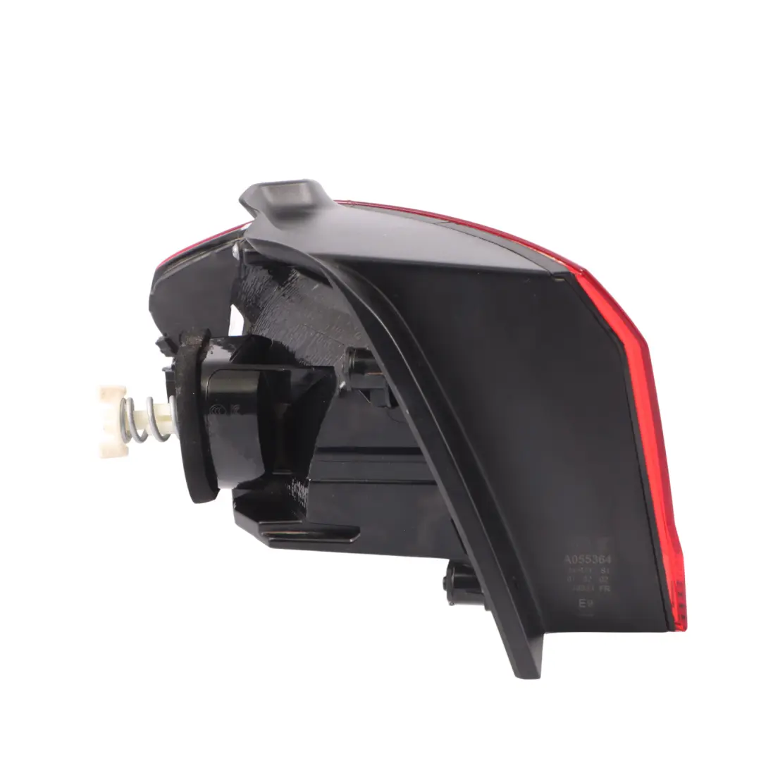 Trunk Boot Right O/S Lamp Light LED to Volkswagen Golf Sportsvan Rear with Part number 510945096T Volkswagen Golf Sportsvan Rear Trunk Boot Right O/S Lamp Light LED - SKU 510945096T - Part number 510945096T