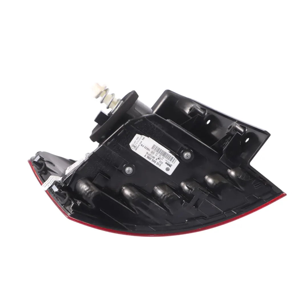 Volkswagen Golf Sportsvan Lampa Tylna Prawa - SKU 510945096T - Numer Części 510945096T