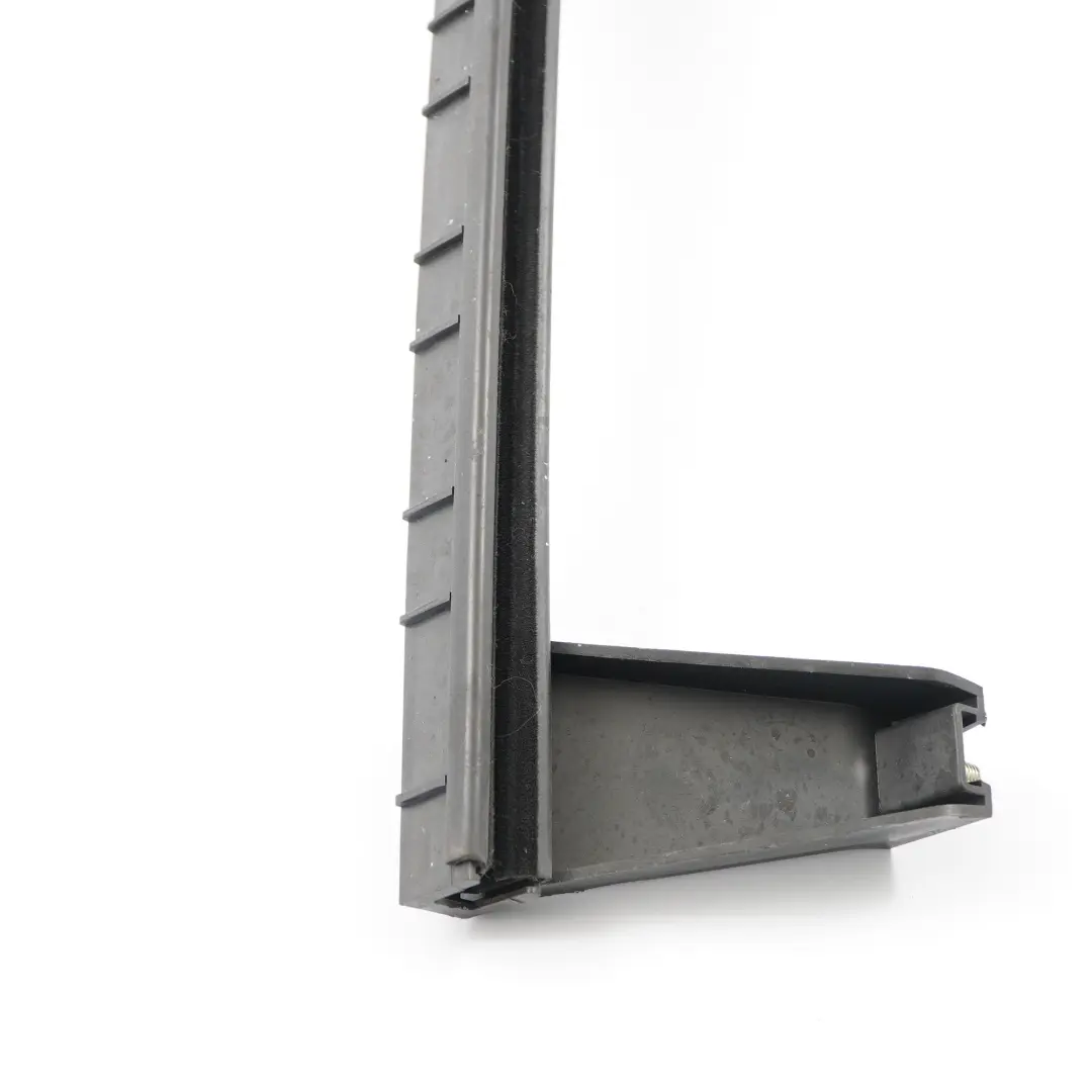 Ventana Grove Delantera Izquierda Guía de Cristal para Opel Combo D con número de pieza 51810886 Opel Combo D Ventana Grove Delantera Izquierda Guía de Cristal - SKU 51810886 - Número de pieza 51810886