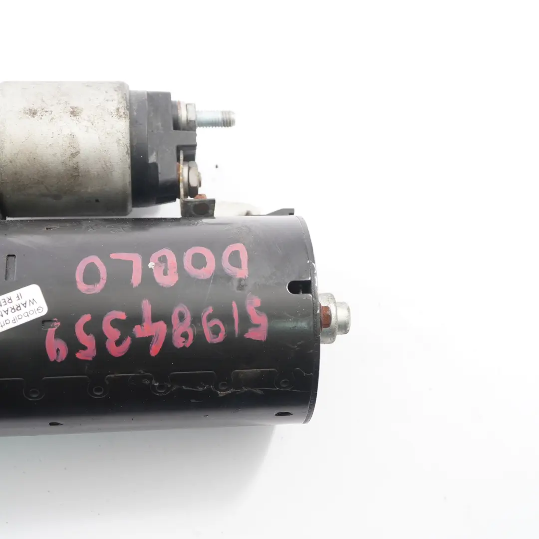 Anlasser für Fiat Doblo 2.0 Multijet Diesel Motor mit Teilenummer 51984359 Fiat Doblo 2.0 Multijet Diesel Motor Anlasser - SKU 51984359 - Teilenummer 51984359