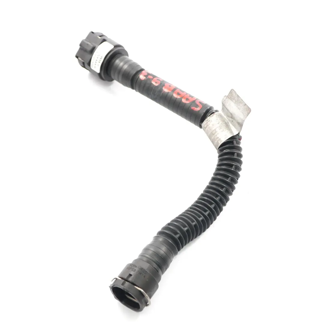 Tubo refrigerante Saab 93 9-3 1.9 Ttid Tubo flessibile del radiatore dell'olio per con numero di parte 55209777 Tubo refrigerante Saab 93 9-3 1.9 Ttid Tubo flessibile del radiatore dell'olio - SKU 55209777 - Numero di parte 55209777