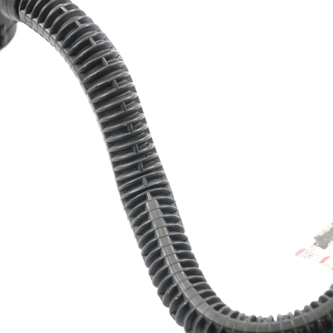  Tuyau refroidissement Saab 93 9-3 1.9 Ttid Tuyau refroidisseur d'huile - SKU 55209778 - Numéro de pièce 55209778
