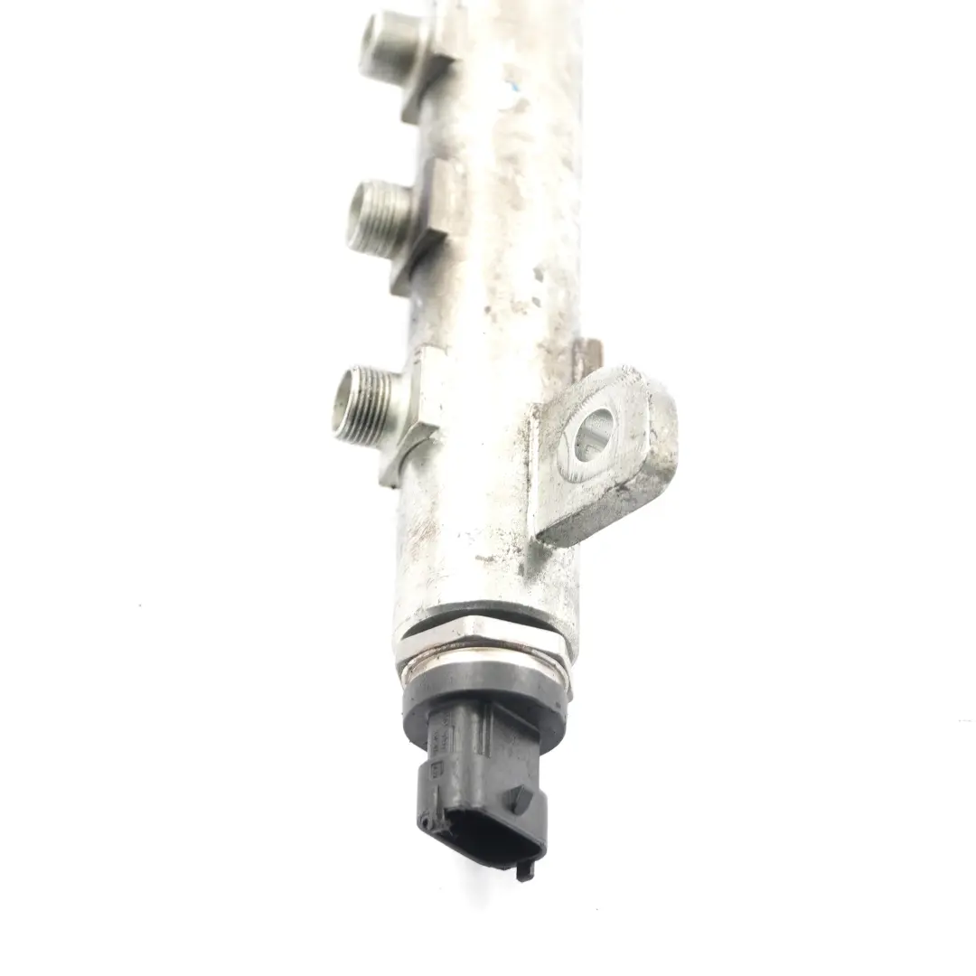 Rail d'injection Saab 9-3 1.9 Ttid Diesel Rail d'injection 0445214171 pour à propos du numéro de pièce 55213269 Rail d'injection Saab 9-3 1.9 Ttid Diesel Rail d'injection 0445214171 - SKU 55213269 - Numéro de pièce 55213269