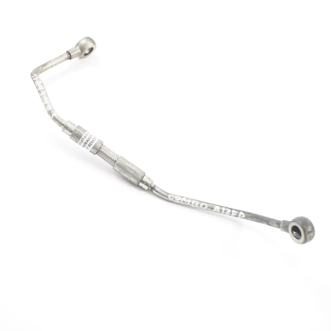 Tubo Alimentación Aceite Manguera turbocompresor para Opel Combo D 1.3 CDTi con número de pieza 55213493 Opel Combo D 1.3 CDTi Tubo Alimentación Aceite Manguera turbocompresor - SKU 55213493 - Número de pieza 55213493