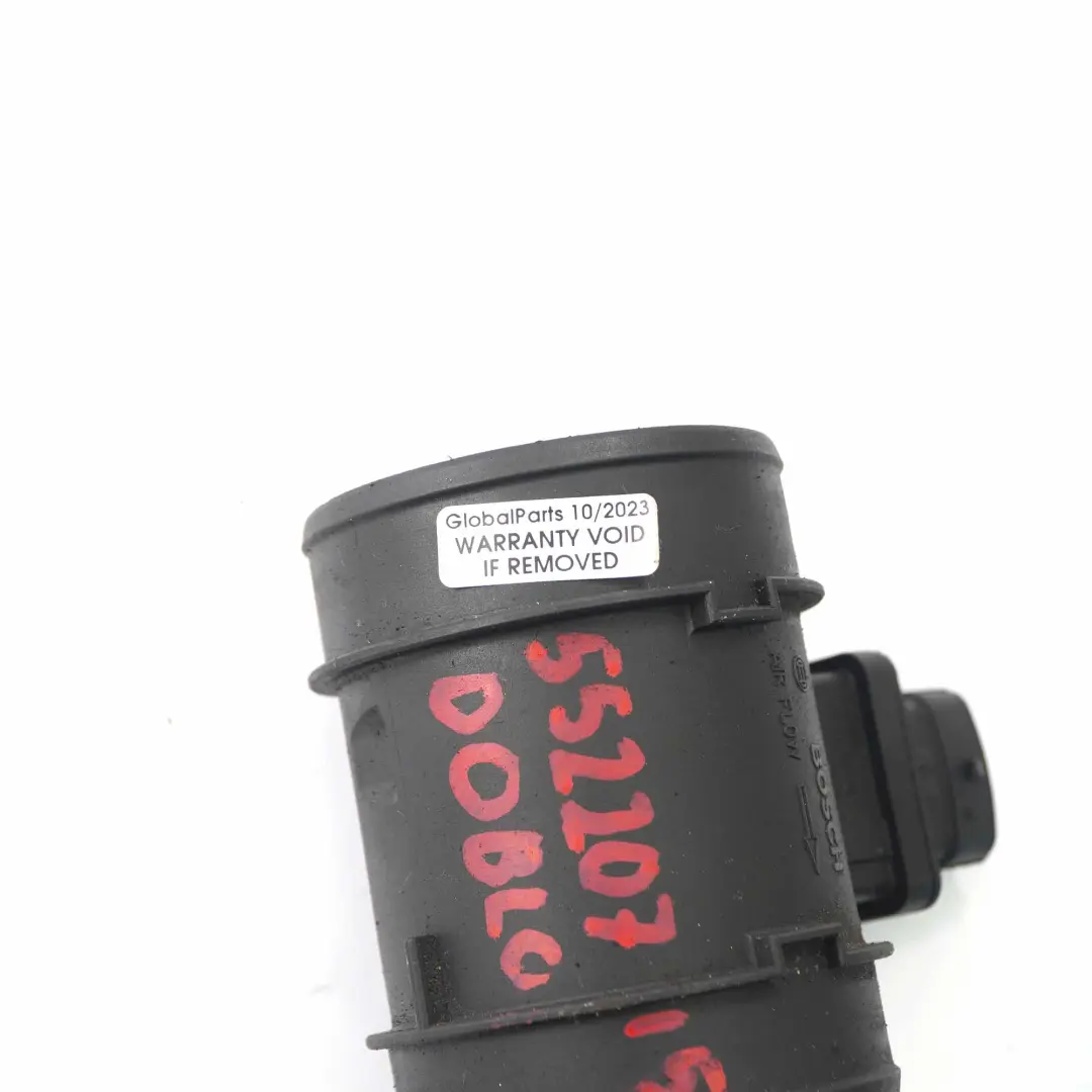 Sensore misuratore di massa del flusso d'aria MAF per Fiat Doblo 2.0 D con numero di parte 55220715 Fiat Doblo 2.0 D Sensore misuratore di massa del flusso d'aria MAF - SKU 55220715 - Numero di parte 55220715