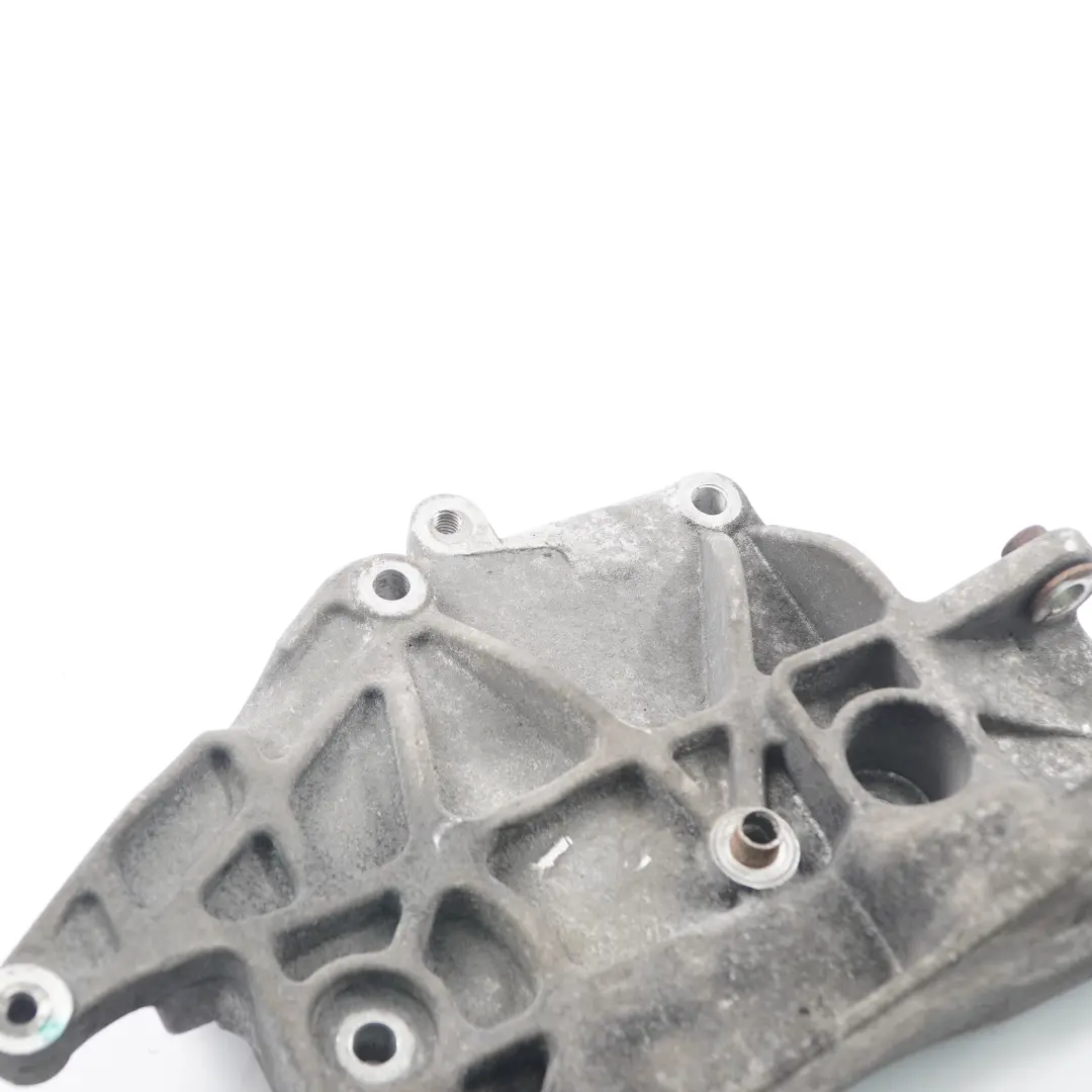 halterung Opel Combo D Fiat Doblo 1.3 Diesel Träger Halterung für Motor mit Teilenummer 55221393 Motor halterung Opel Combo D Fiat Doblo 1.3 Diesel Träger Halterung - SKU 55221393 - Teilenummer 55221393