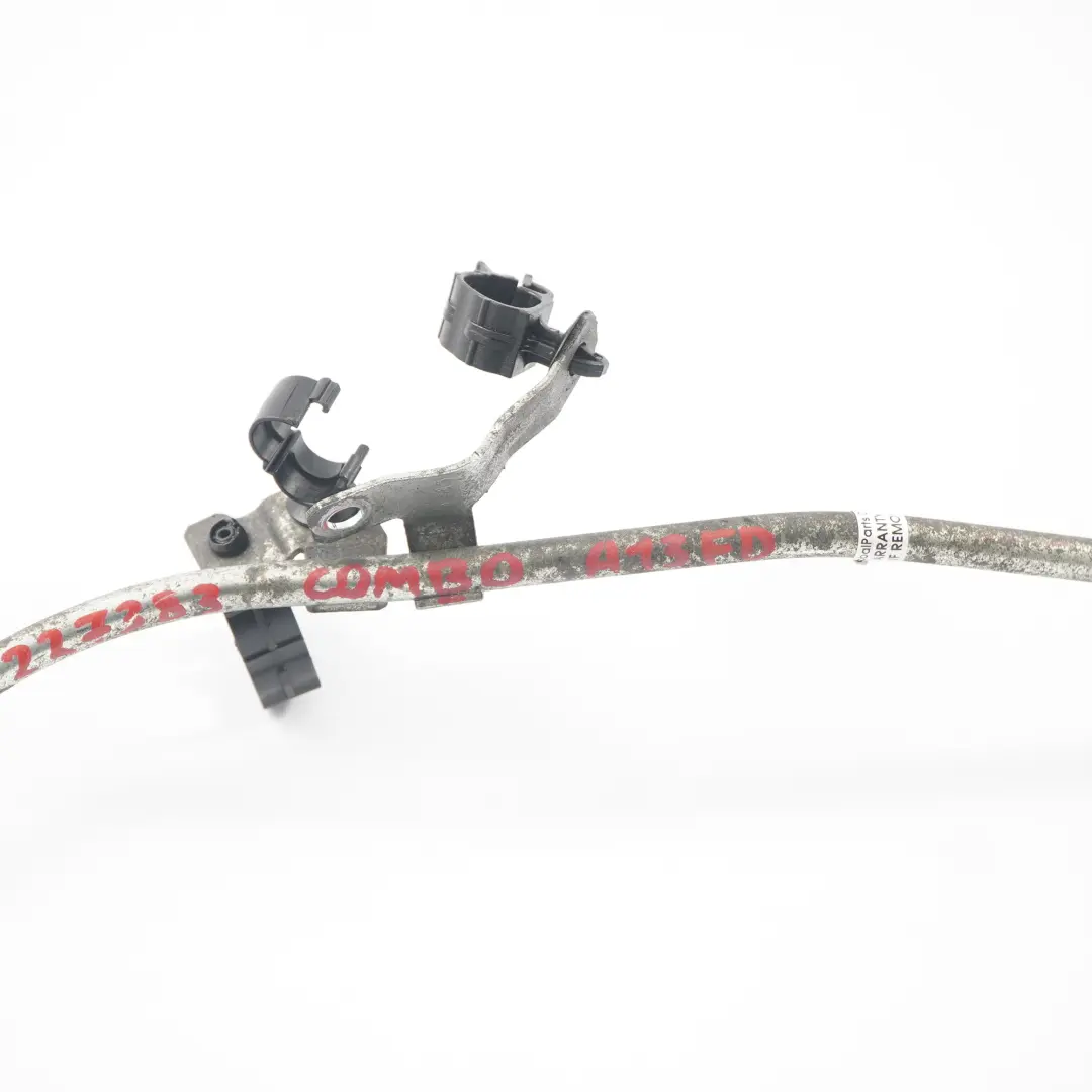 Livello dell'asta dell'olio motore Tubo guida per Opel Combo D 1.3 CDTi con numero di parte 55227383 Opel Combo D 1.3 CDTi Livello dell'asta dell'olio motore Tubo guida - SKU 55227383 - Numero di parte 55227383