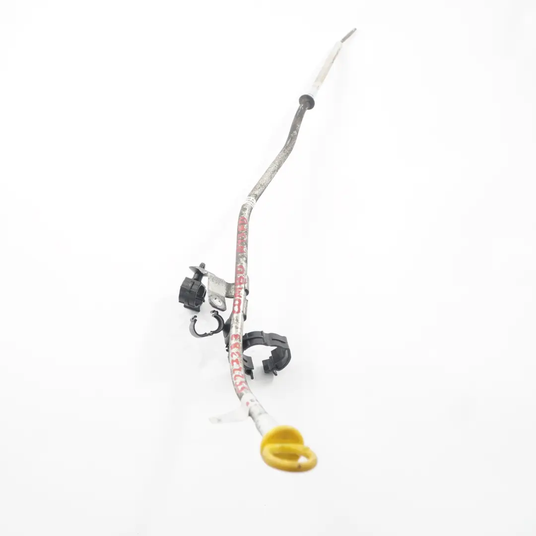 Livello dell'asta dell'olio motore Tubo guida per Opel Combo D 1.3 CDTi con numero di parte 55227383 Opel Combo D 1.3 CDTi Livello dell'asta dell'olio motore Tubo guida - SKU 55227383 - Numero di parte 55227383