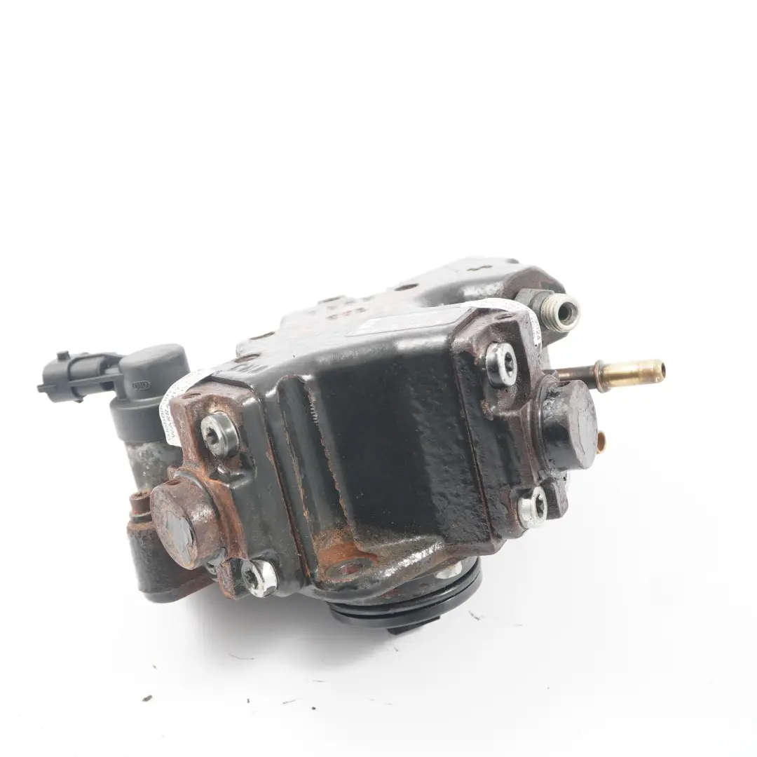 Iniezione alta pressione Pompa carburante per Opel Combo D 1.3 CDTi Diesel con numero di parte 55236707 Opel Combo D 1.3 CDTi Diesel Iniezione alta pressione Pompa carburante - SKU 55236707 - Numero di parte 55236707