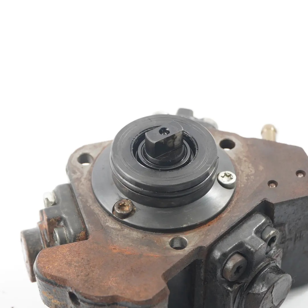Pompe à essence à injection haute pression pour Opel Combo D 1.3 CDTi Diesel à propos du numéro de pièce 55236707 Opel Combo D 1.3 CDTi Diesel Pompe à essence à injection haute pression - SKU 55236707 - Numéro de pièce 55236707