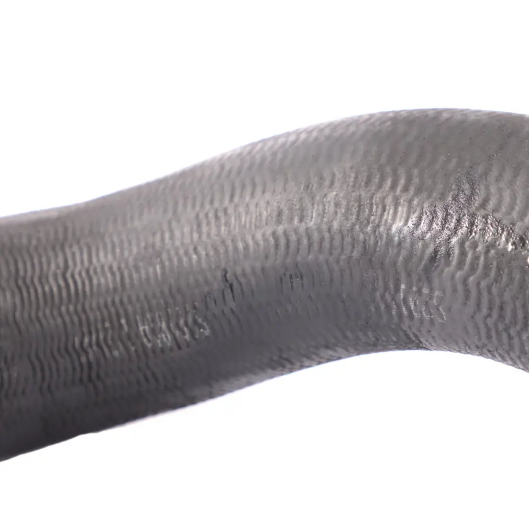 Tuyau de charge d'air de l'intercooler Saab 9-3 1.9 Tid Opel Vectra C 1.9 CDTI pour à propos du numéro de pièce 55350915 Tuyau de charge d'air de l'intercooler Saab 9-3 1.9 Tid Opel Vectra C 1.9 CDTI - SKU 55350915 - Numéro de pièce 55350915