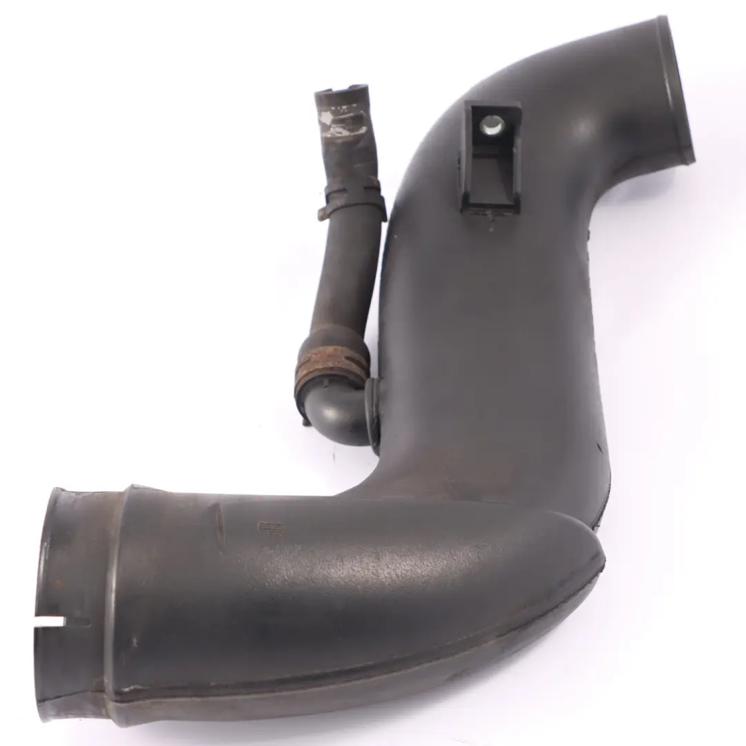 Air Intake Pipe Saab 9-3 1.9 Tid Opel Vectra C 1.9 CDTI - SKU 55558950 - Part number 55558950