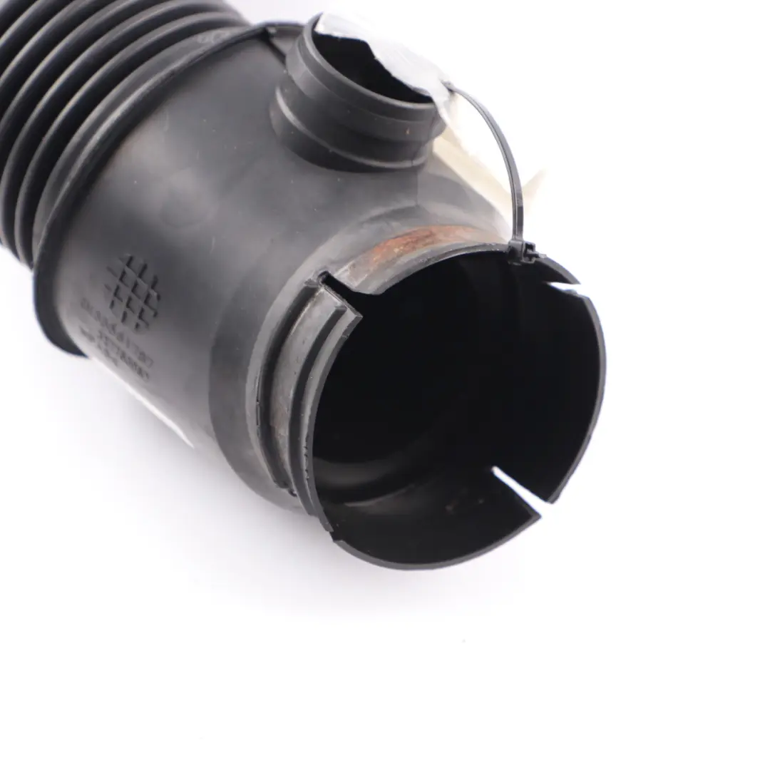 Intake Pipe Hose Line to Vauxhall Insignia A 2.0 CDTi Diesel Air with Part number 55561787 Vauxhall Insignia A 2.0 CDTi Diesel Air Intake Pipe Hose Line - SKU 55561787 - Part number 55561787