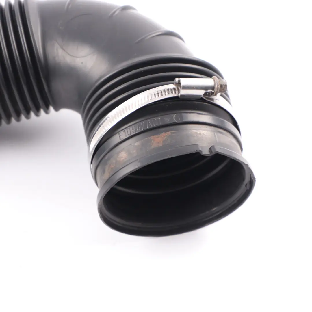 Intake Pipe Hose Line to Vauxhall Insignia A 2.0 CDTi Diesel Air with Part number 55561787 Vauxhall Insignia A 2.0 CDTi Diesel Air Intake Pipe Hose Line - SKU 55561787 - Part number 55561787