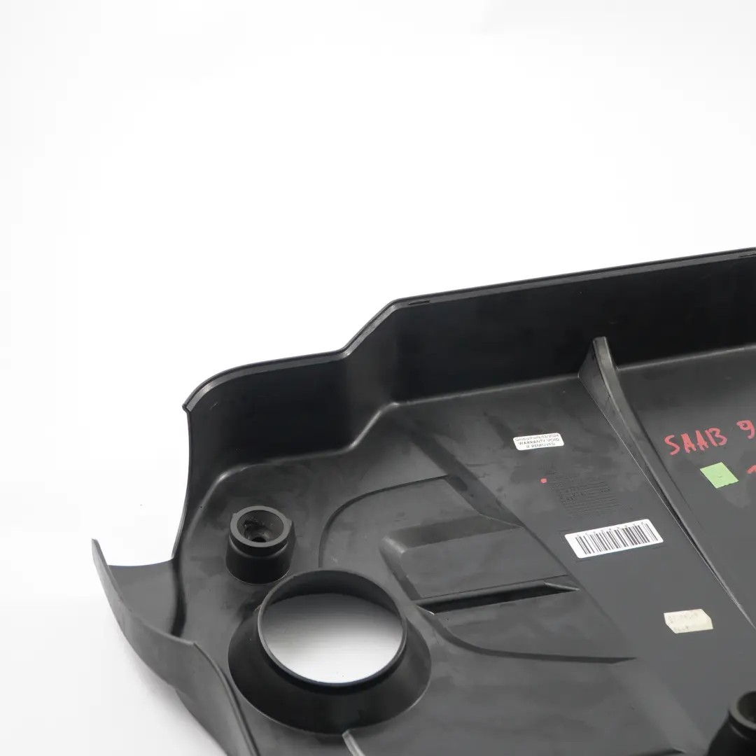 Top Acoustic Trim Panel to Engine Cover Saab 9-3 1.9 TTiD Diesel Engine with Part number 55562522 Engine Cover Saab 9-3 1.9 TTiD Diesel Engine Top Acoustic Trim Panel - SKU 55562522 - Part number 55562522