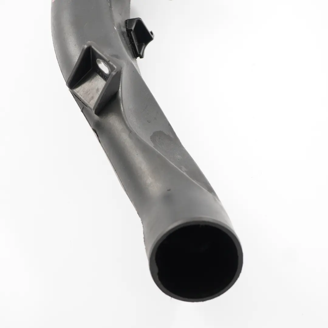 Tubo de Entrada de Aire para Saab 93 9-3 1.9 Ttid Diesel con número de pieza 55562770 Saab 93 9-3 1.9 Ttid Diesel Tubo de Entrada de Aire - SKU 55562770 - Número de pieza 55562770