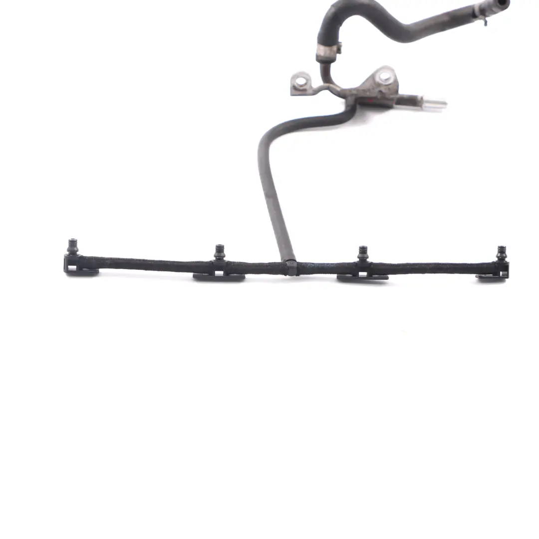 Tuyau de retour de la conduite carburant pour Opel Insignia A 2.0 DCI Diesel à propos du numéro de pièce 55568235 Opel Insignia A 2.0 DCI Diesel Tuyau de retour de la conduite carburant - SKU 55568235 - Numéro de pièce 55568235