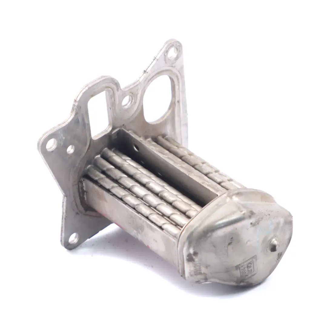 válvula EGR Enfriador de los gases de escape para Opel Insignia A 2.0 CDTI con número de pieza 55572962 Opel Insignia A 2.0 CDTI válvula EGR Enfriador de los gases de escape - SKU 55572962 - Número de pieza 55572962