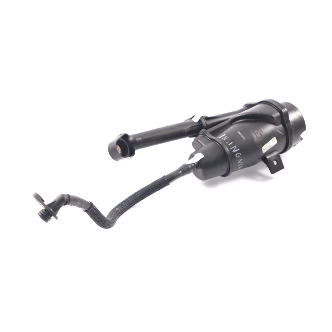  Respirateur d'huile Opel Insignia A Diesel Pompe à vide Boîte à vide - SKU 55575980 - Numéro de pièce 55575980