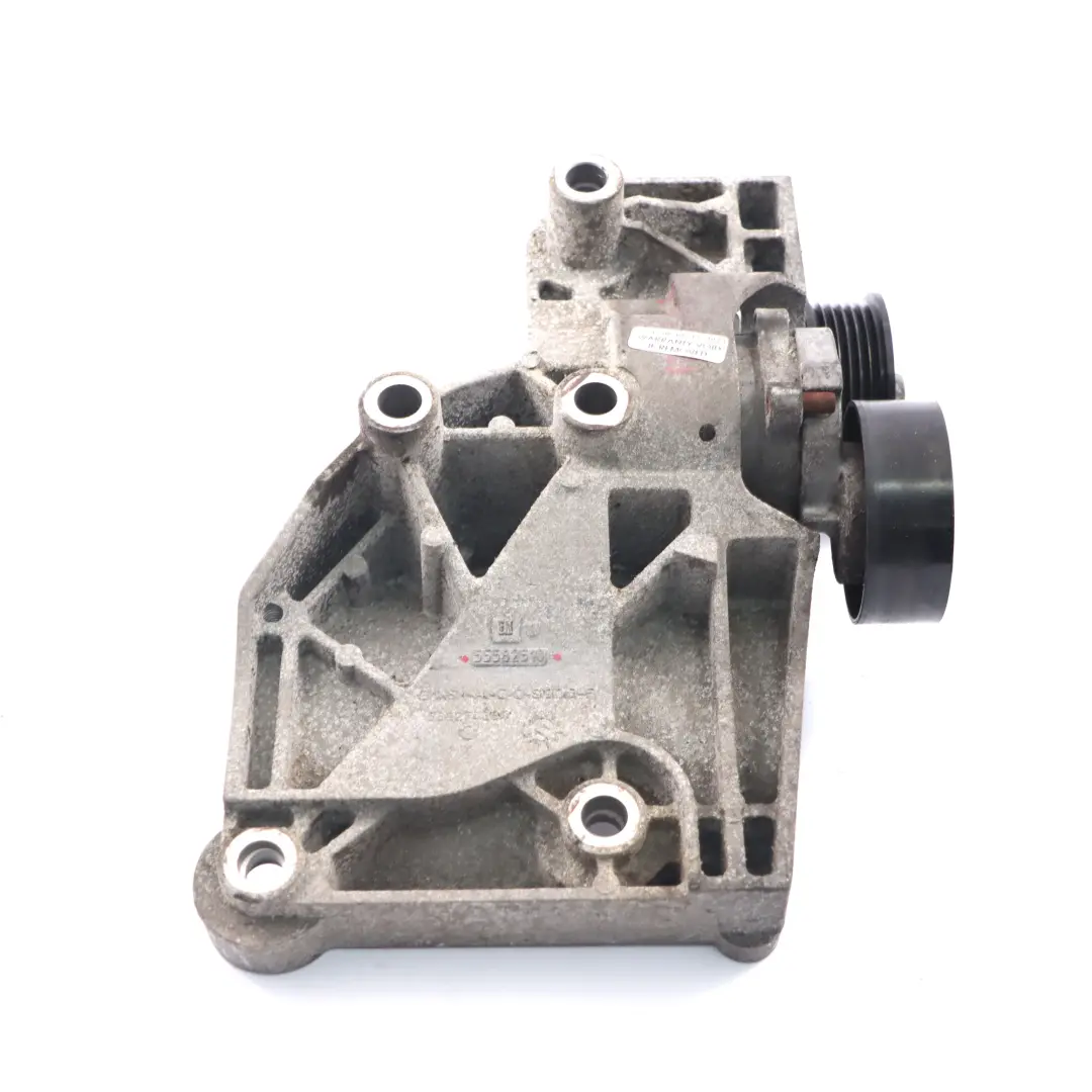 Wspornik Alternatora Napinacz Paska Rolka do Opel Insignia A 2.0 CDTI o numerze 55582510 Opel Insignia A 2.0 CDTI Wspornik Alternatora Napinacz Paska Rolka - SKU 55582510 - Numer Części 55582510