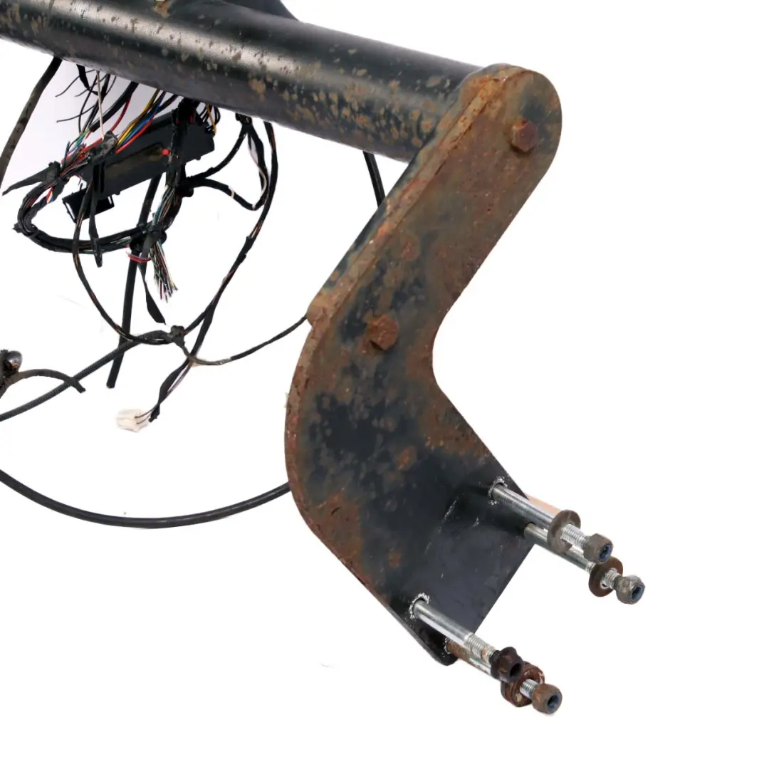 Mercedes-Benz Sprinter W906 PCT Towing Hitch Towbar Tow Bar Mechanism to with Part number 55R-0110335 Mercedes-Benz Sprinter W906 PCT Towing Hitch Towbar Tow Bar Mechanism - SKU 55R-0110335 - Part number 55R-0110335