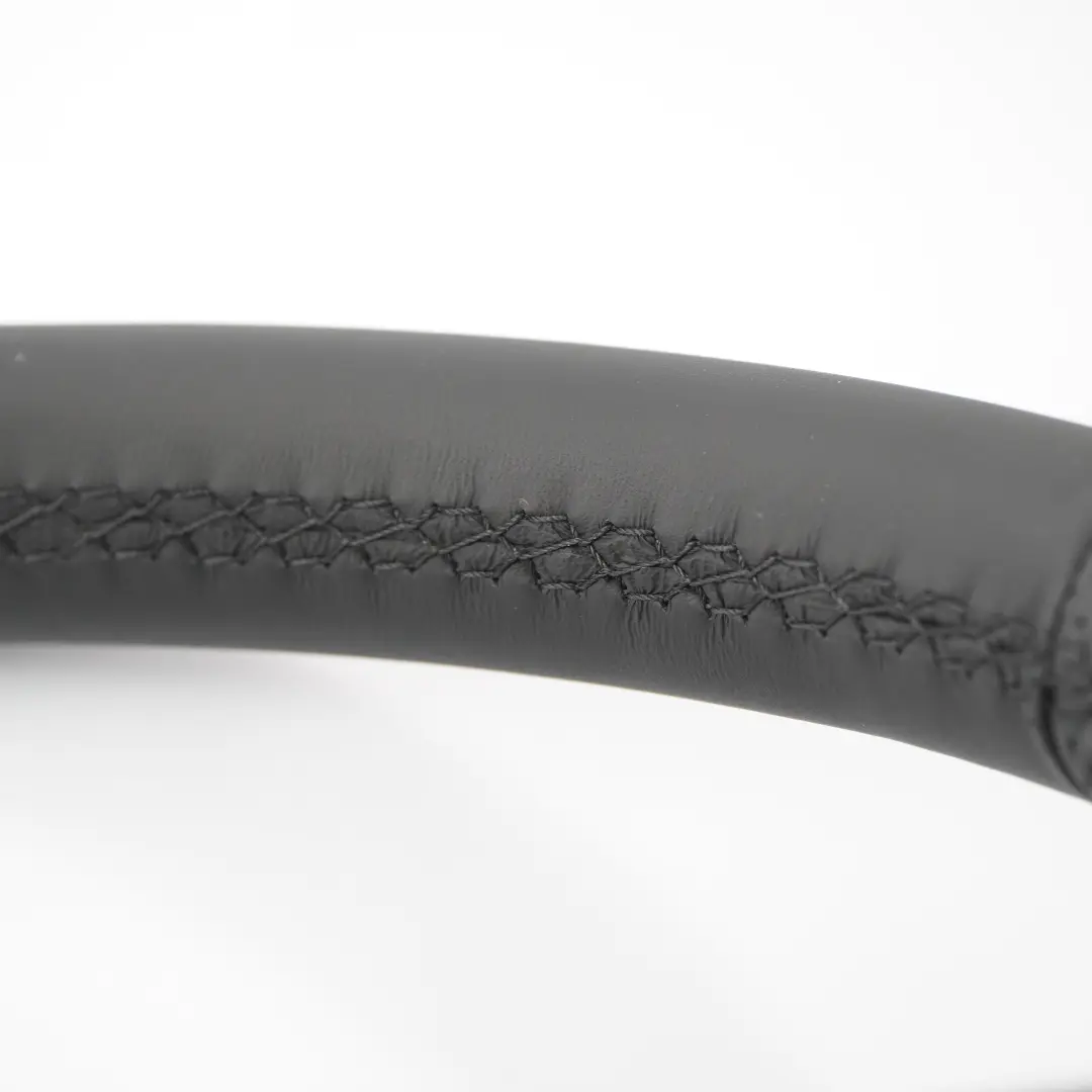 NUOVO volante in pelle nera multifunzione per Kia Ceed 1 con numero di parte 56110-1H580EQ Kia Ceed 1 NUOVO volante in pelle nera multifunzione - SKU 56110-1H580EQ - Numero di parte 56110-1H580EQ