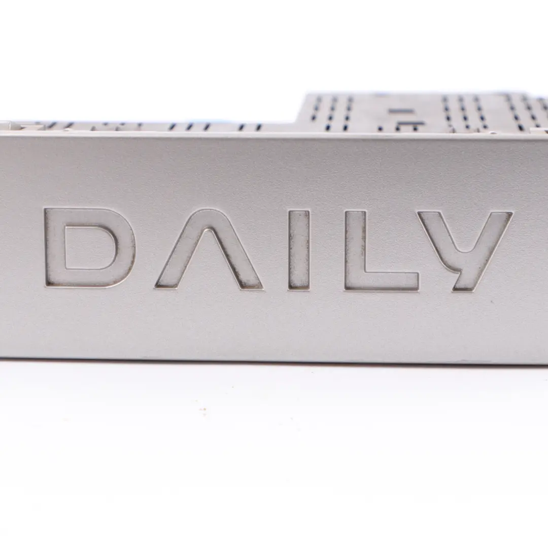 Control Unit Module ECU to Iveco Daily Blue Me with Part number 5801373144 Iveco Daily Blue Me Control Unit Module ECU - SKU 5801373144 - Part number 5801373144