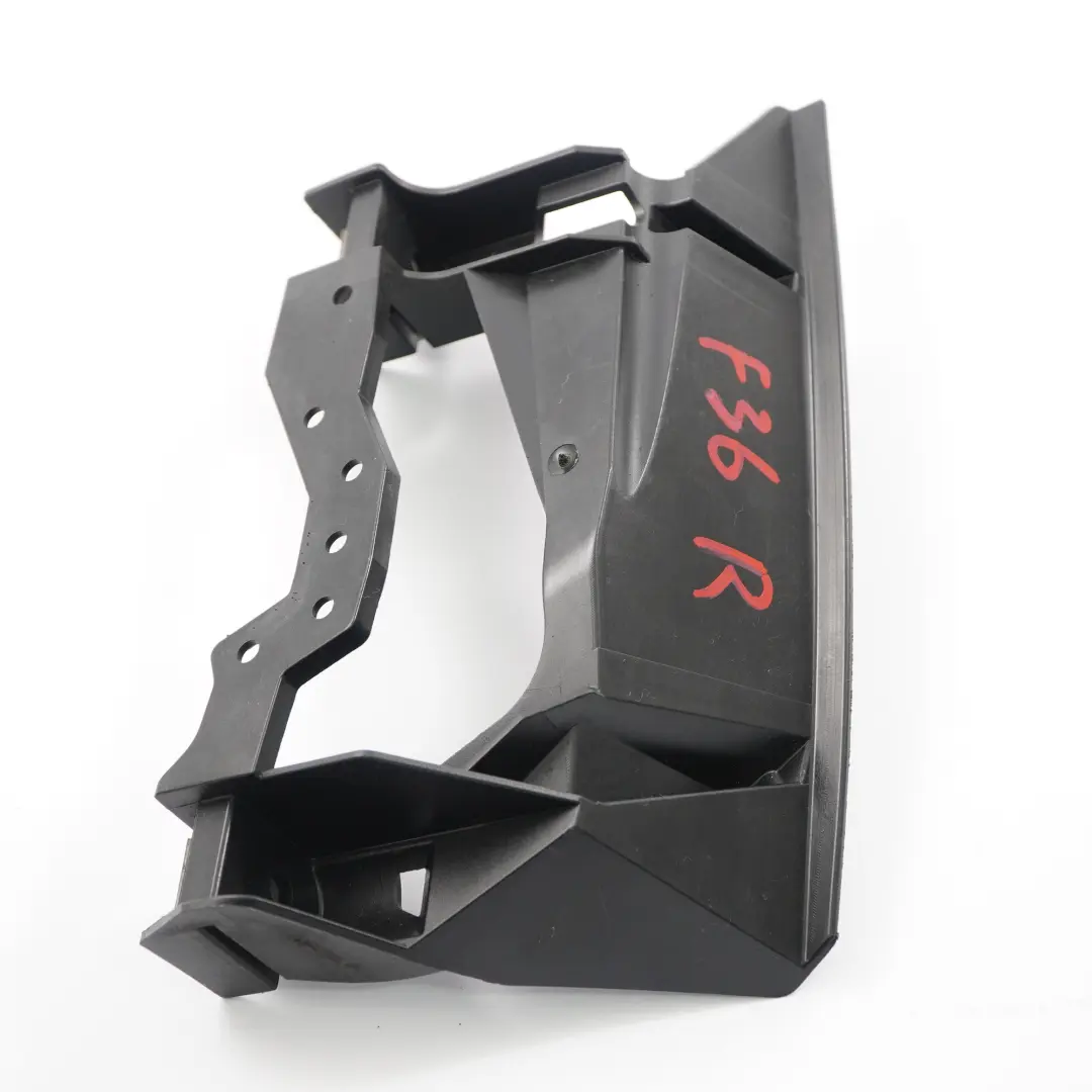 BMW F36 Faro Soporte Soporte de la lámpara de montaje derecho 130 - SKU 5819030 - Número de pieza 1305819030