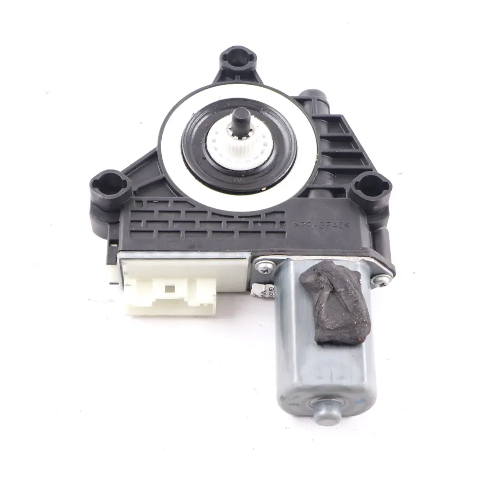 Motore Mercedes W205 Motore alzacristalli porta anteriore destra A2059060113 per con numero di parte 5A02D62 Motore Mercedes W205 Motore alzacristalli porta anteriore destra A2059060113 - SKU 5A02D62 - Numero di parte 5A02D62