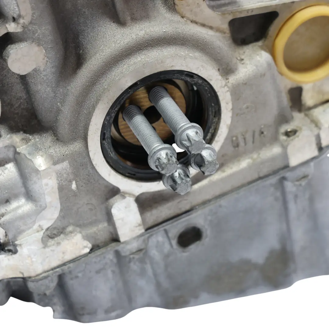 Motore Nudo B48B20A B48C Nuova Distribuzione GARANZIA per BMW G20 320i G22 420i G30 con numero di parte 5A078C2 BMW G20 320i G22 420i G30 Motore Nudo B48B20A B48C Nuova Distribuzione GARANZIA - SKU 5A078C2-1 - Numero di parte 5A078C2