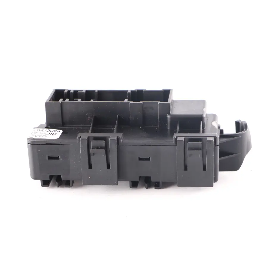 Sicherungsrelais Stromverteilerkasten Einheit für BMW F40 mit Teilenummer 5A323C8 BMW F40 Sicherungsrelais Stromverteilerkasten Einheit - SKU 5A323C8 - Teilenummer 5A323C8