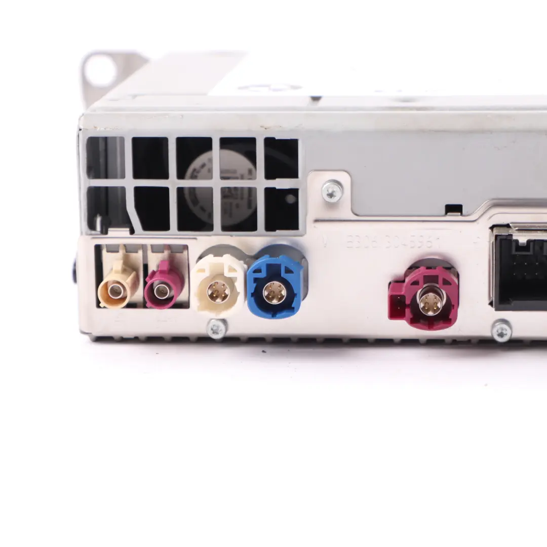 Radio Player BMW F40 Multimedia Head Unit Radio CD Player ALPINE to with Part number 5A8F4C7 Radio Player BMW F40 Multimedia Head Unit Radio CD Player ALPINE - SKU 5A8F4C7 - Part number 5A8F4C7