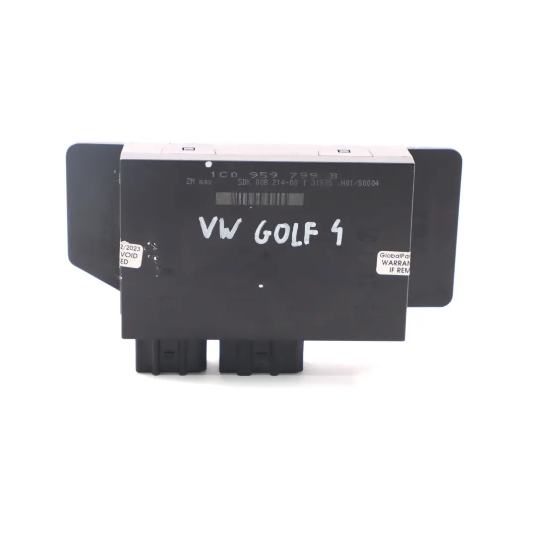 Modulo di controllo corpo BCM Unità comfort per Volkswagen VW Golf IV con numero di parte 5DK008214 Volkswagen VW Golf IV Modulo di controllo corpo BCM Unità comfort - SKU 5DK008214 - Numero di parte 5DK008214