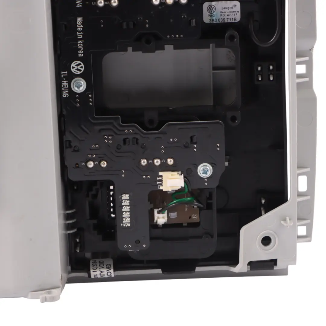 Volkswagen Golf Sportsvan Luce anteriore Interruttore lampada lettura 5G0868837 - SKU 5G0868837-1 - Numero di parte 5G0868837-1