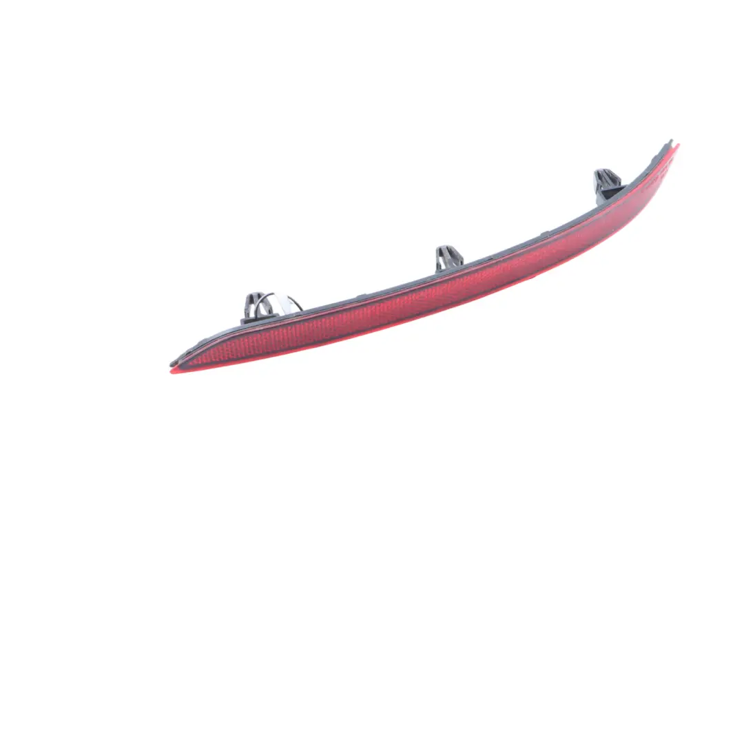 Volkswagen Golf CD1 Réflecteur Feu Arrière Gauche Garniture Pare Chocs - SKU 5H0945105 - Numéro de pièce 5H0945105