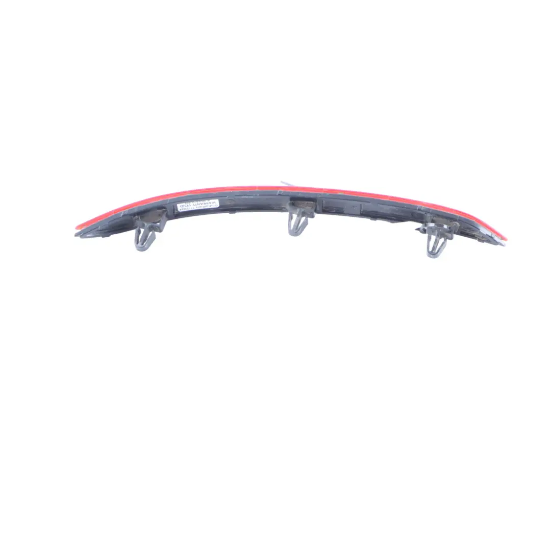 Reflector Lamp Rear Left N/S Bumper Reflection Red to Volkswagen Golf CD1 with Part number 5H0945105 Volkswagen Golf CD1 Reflector Lamp Rear Left N/S Bumper Reflection Red - SKU 5H0945105 - Part number 5H0945105