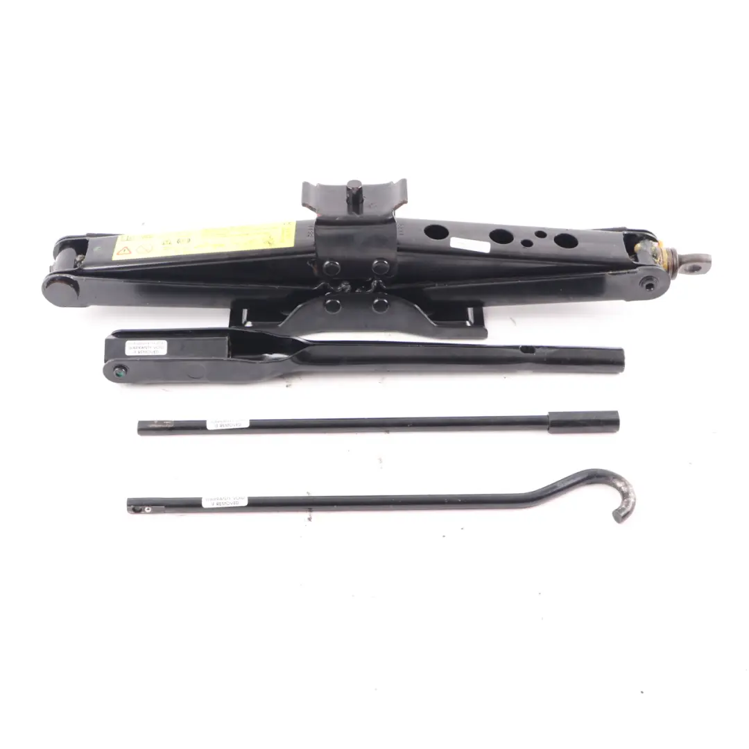 Lifting Jack Tool to Land Rover Discovery 4 Range Rover Sport Car with Part number 5H3217080BC Land Rover Discovery 4 Range Rover Sport Car Lifting Jack Tool - SKU 5H3217080BC - Part number 5H3217080BC